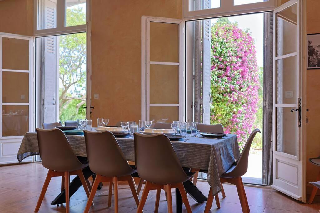 Maison De Maitre Centre Hyeres